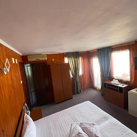 Hotel Capu' Turcului *