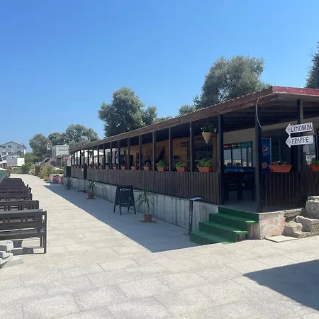 מלון Capu' Turcului אפורי סוד